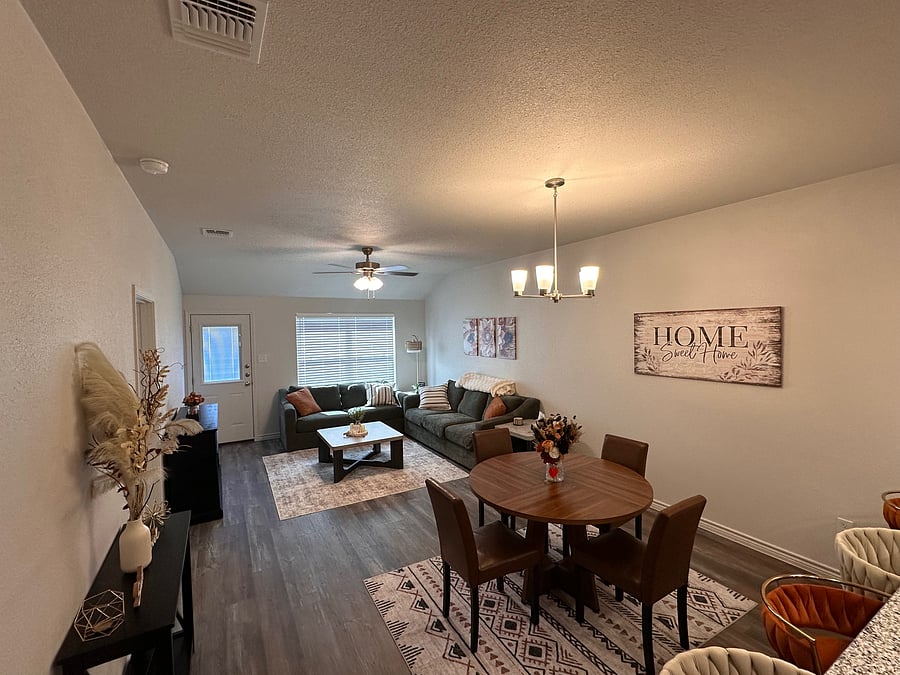 Furnished Finder property 1052702_1 photo 5