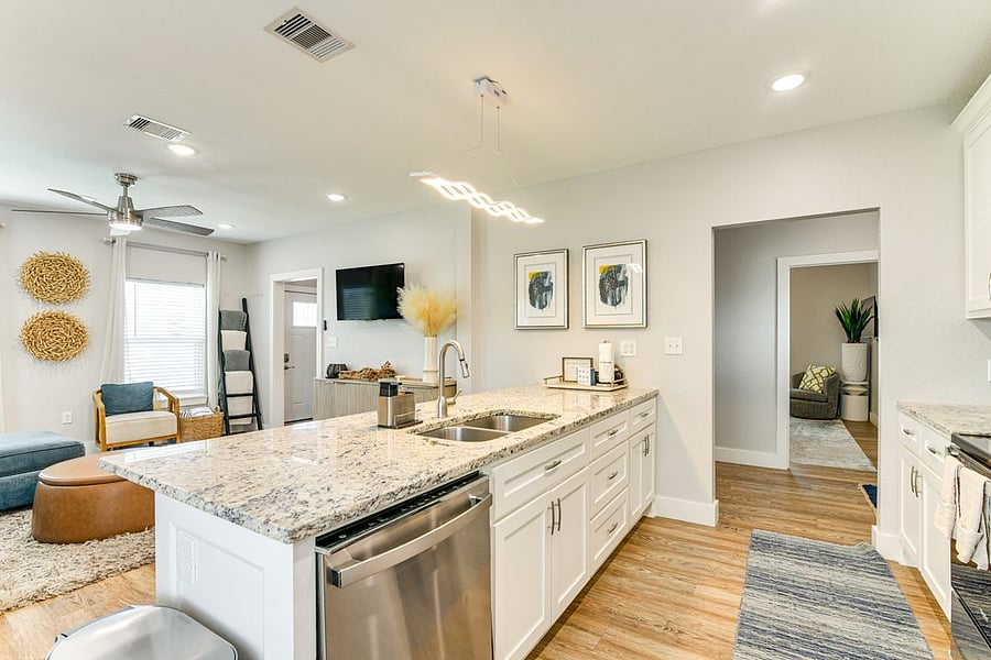 Furnished Finder property 1052705_1 photo 26