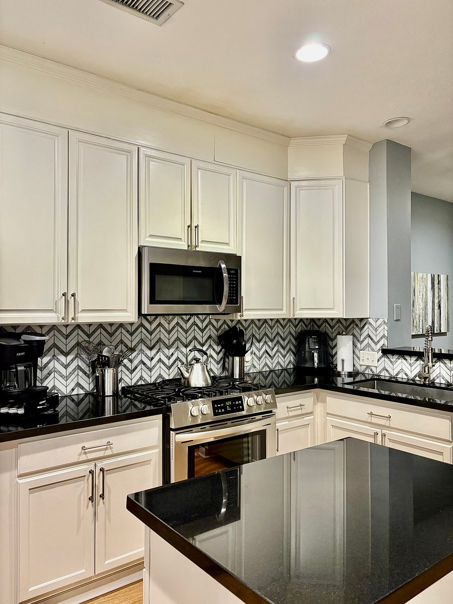 Furnished Finder property 1052710_1 photo 5