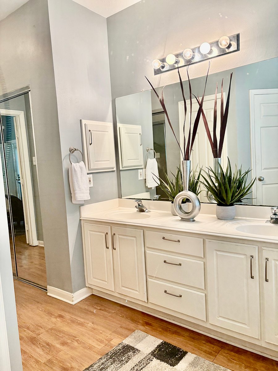 Furnished Finder property 1052710_1 photo 10