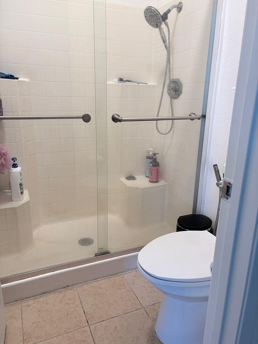 Furnished Finder property 1052711_1 photo 25