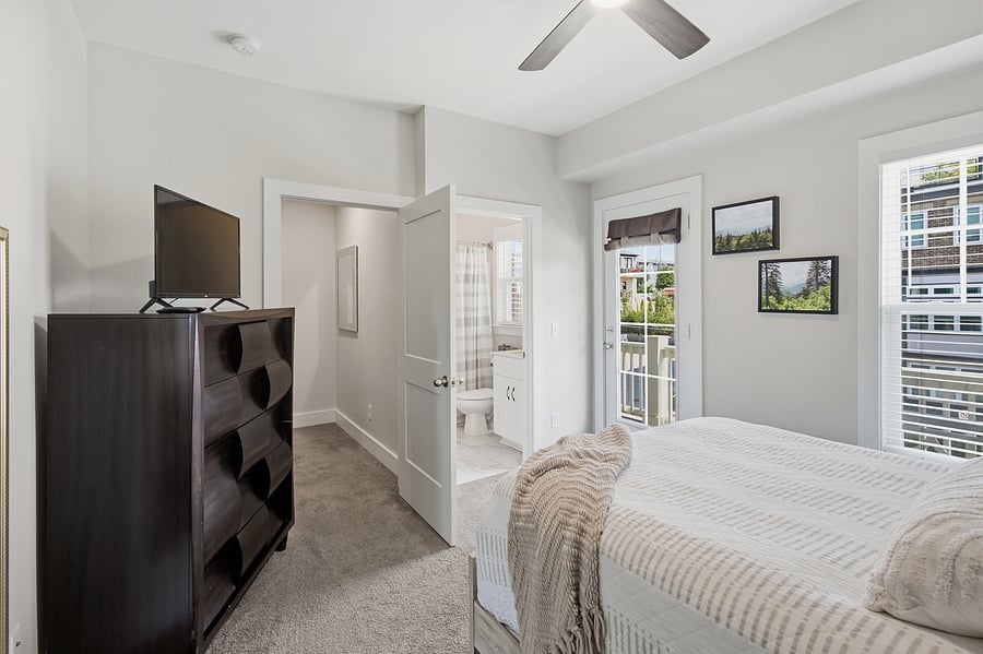 Furnished Finder property 1052735_1 photo 3