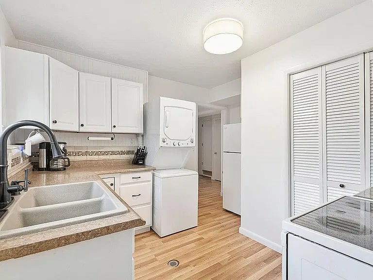 Furnished Finder property 1052741_1 photo 6