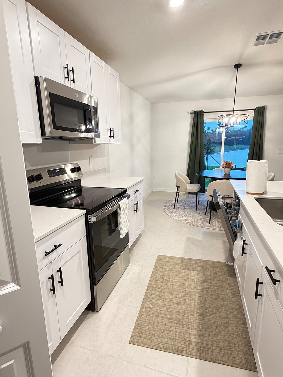 Furnished Finder property 1052760_1 photo 7