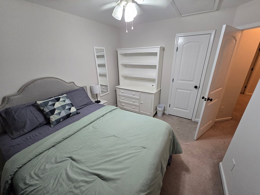Furnished Finder property 1052762_1 photo 2