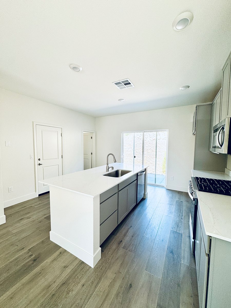 Furnished Finder property 1052774_1 photo 9