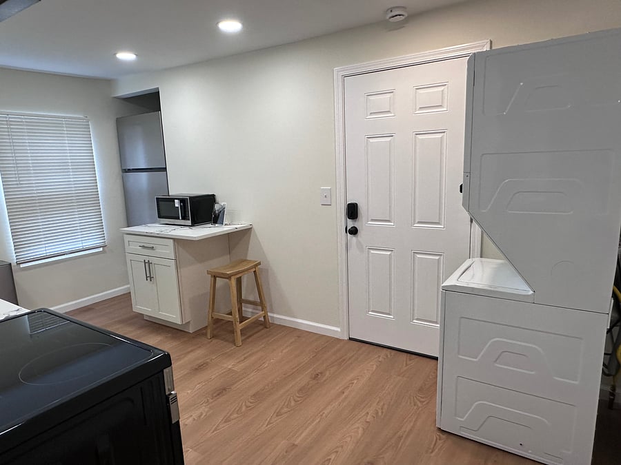 Furnished Finder property 1052778_1 photo 4