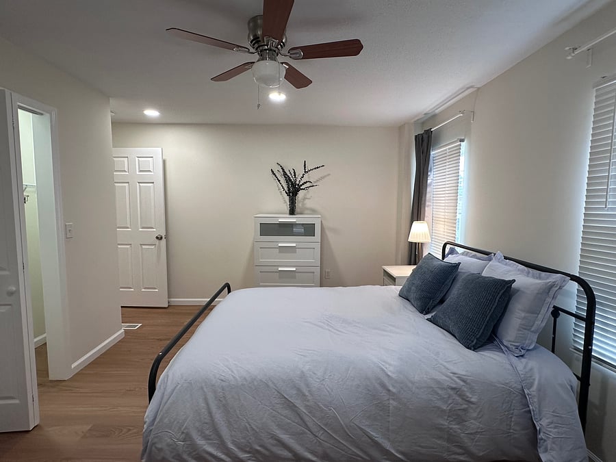 Furnished Finder property 1052778_1 photo 13