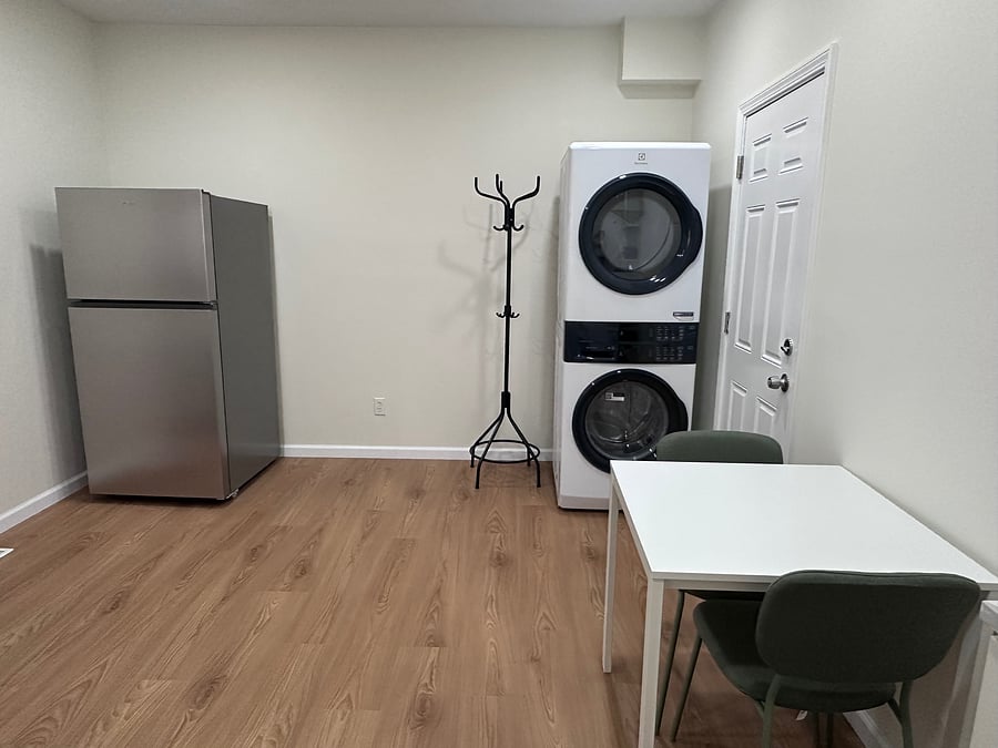 Furnished Finder property 1052778_1 photo 47
