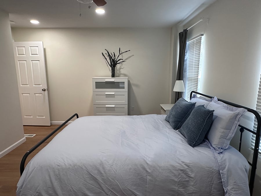 Furnished Finder property 1052778_1 photo 9