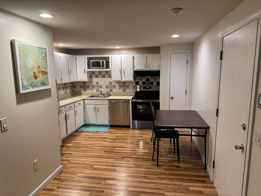 Furnished Finder property 1052779_1 photo 3