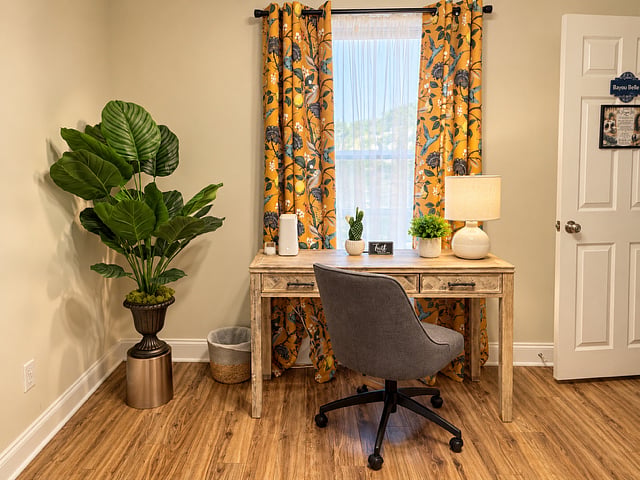 Furnished Finder property 1052785_1 photo 9
