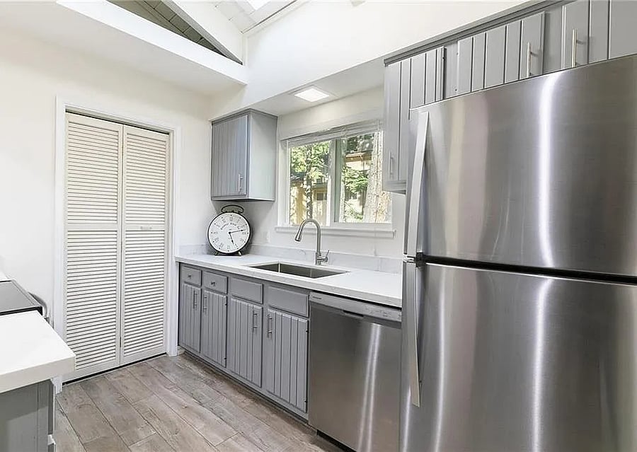 Furnished Finder property 1052791_1 photo 3