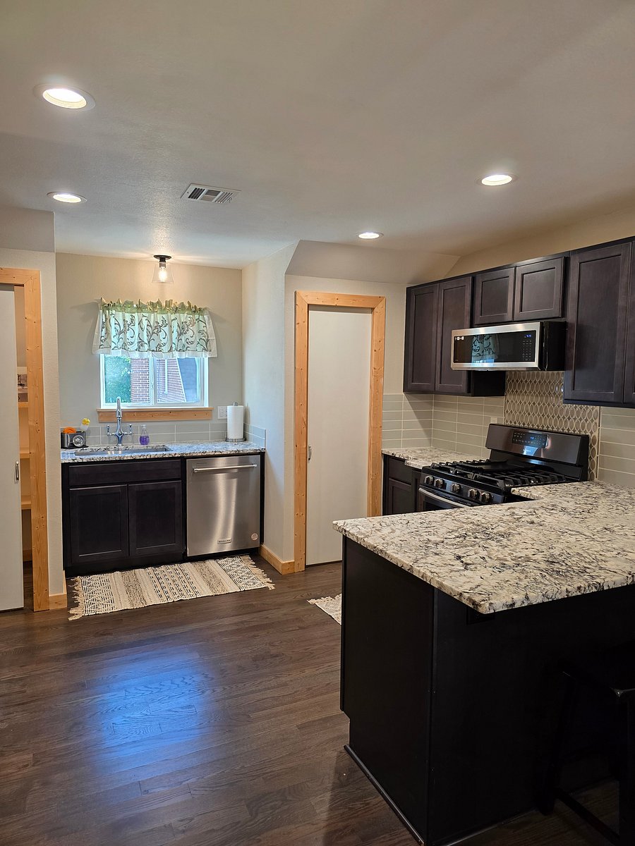 Furnished Finder property 1052792_1 photo 4