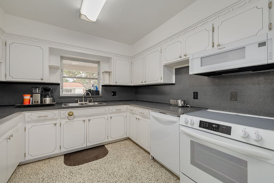 Furnished Finder property 1052796_1 photo 7