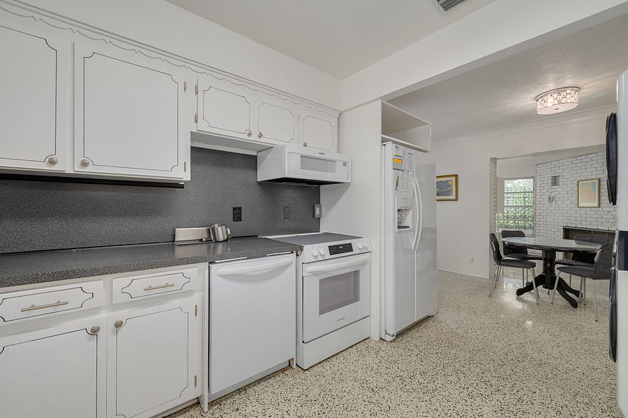 Furnished Finder property 1052796_1 photo 8