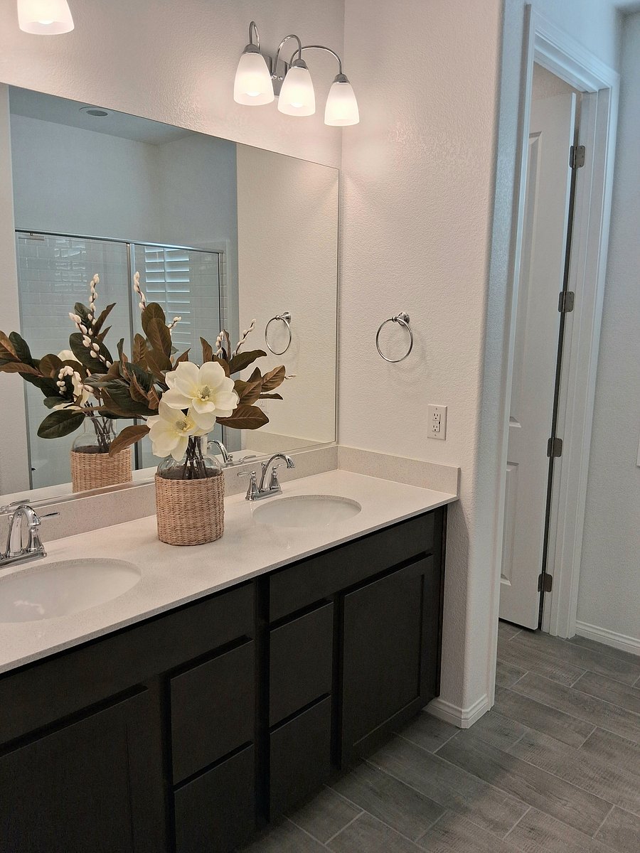 Furnished Finder property 1052797_1 photo 12