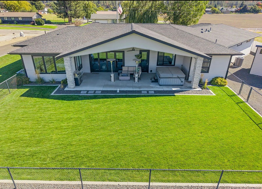 Furnished Finder property 1052809_1 photo 35