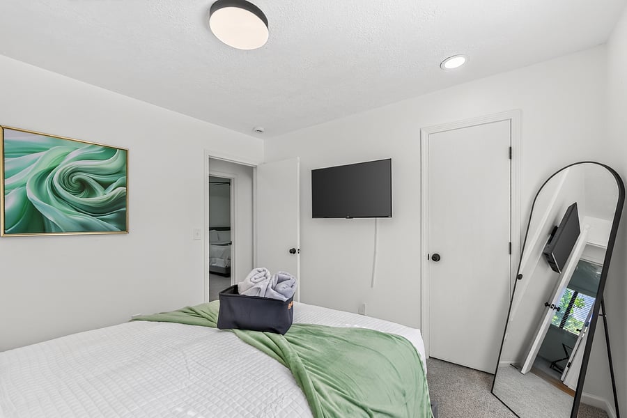 Furnished Finder property 1052827_1 photo 64
