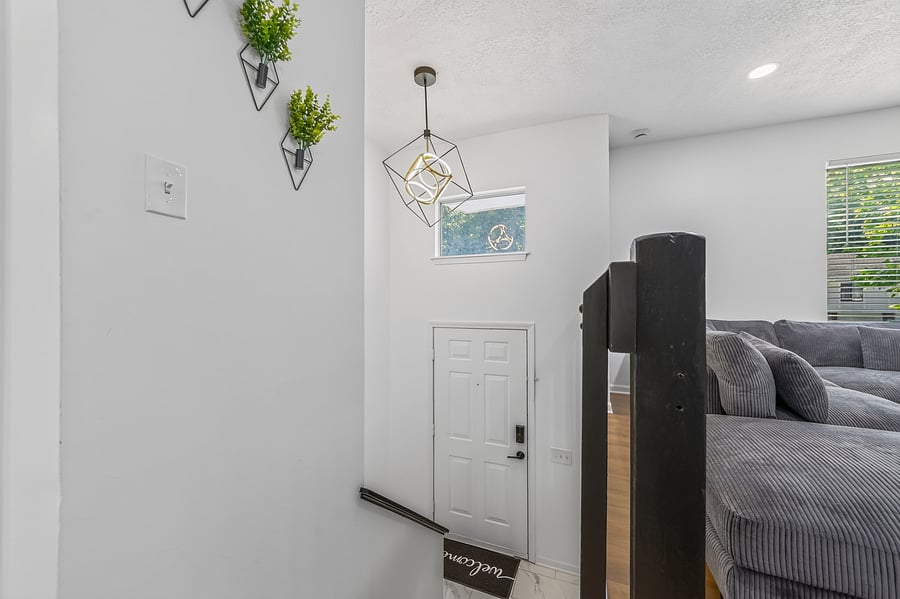 Furnished Finder property 1052827_1 photo 40