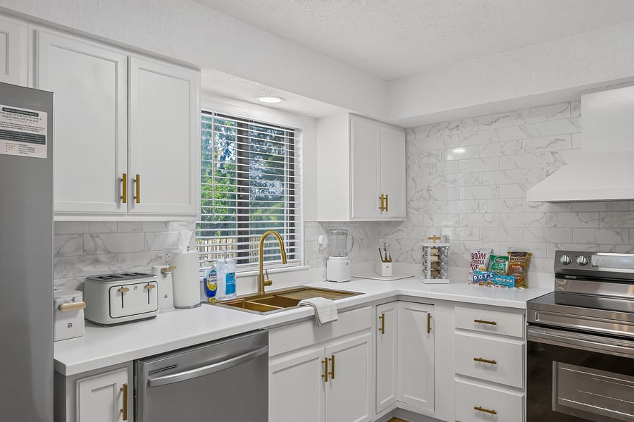 Furnished Finder property 1052827_1 photo 14