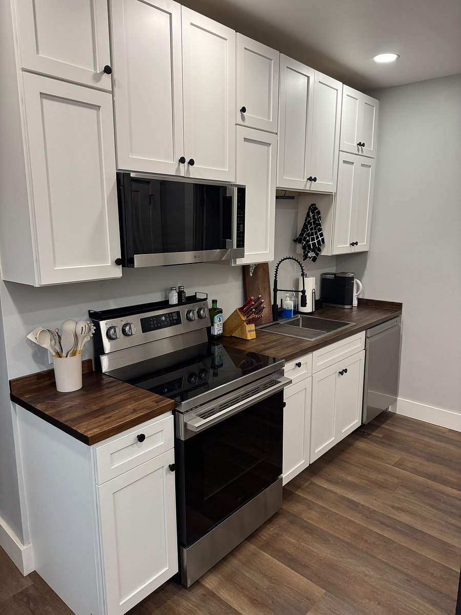 Furnished Finder property 1052831_1 photo 11