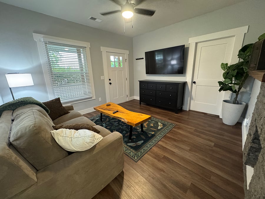 Furnished Finder property 1052831_1 photo 8