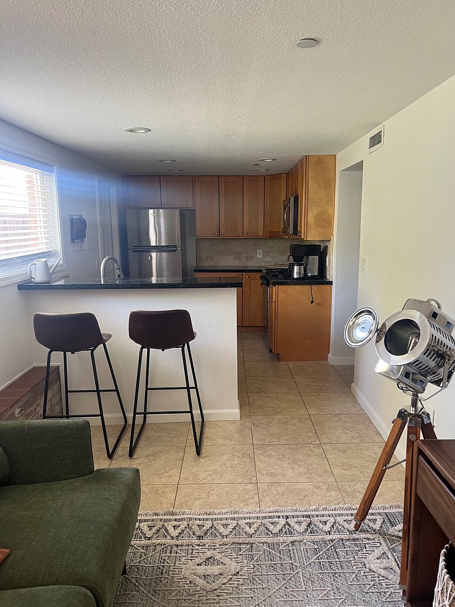 Furnished Finder property 1052846_1 photo 2