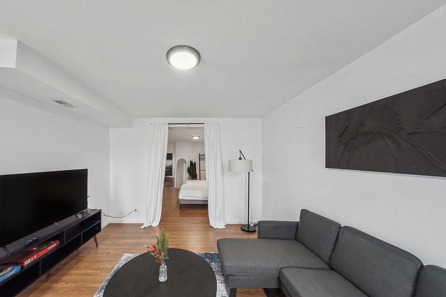 Furnished Finder property 1052856_1 photo 7