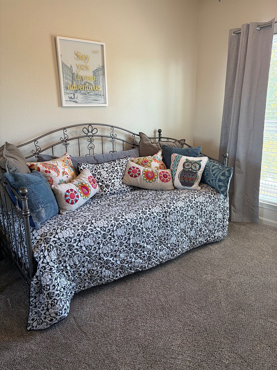 Furnished Finder property 1052869_1 photo 19