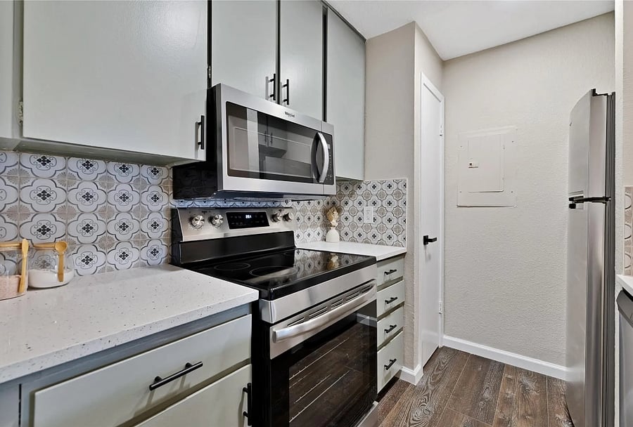 Furnished Finder property 1052879_1 photo 3