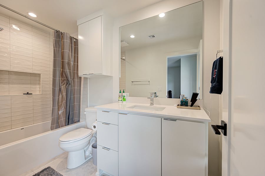Furnished Finder property 1052908_1 photo 40
