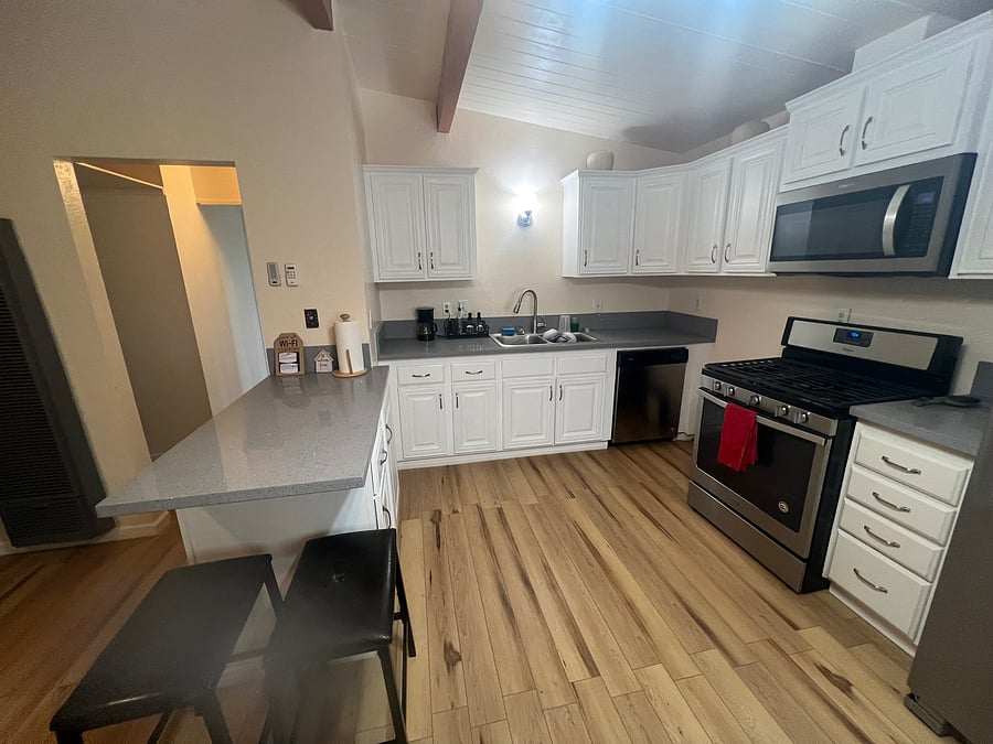 Furnished Finder property 1052909_1 photo 3