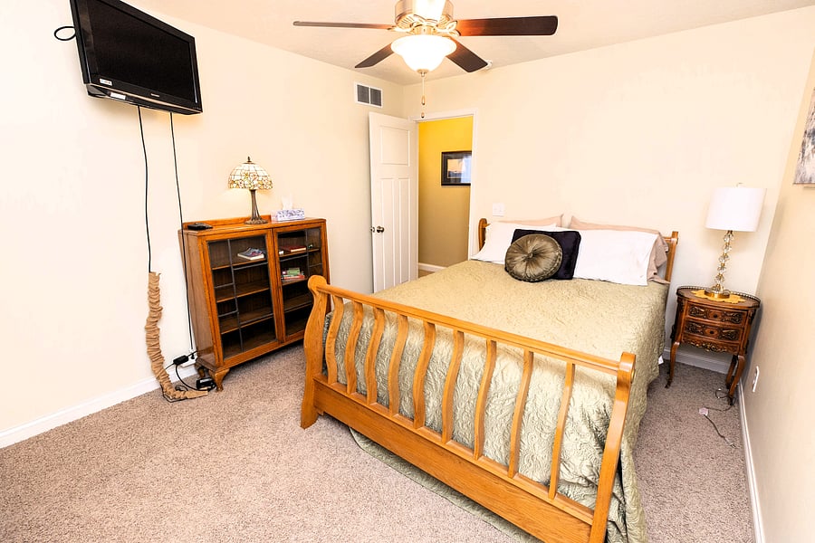 Furnished Finder property 1052917_1 photo 15