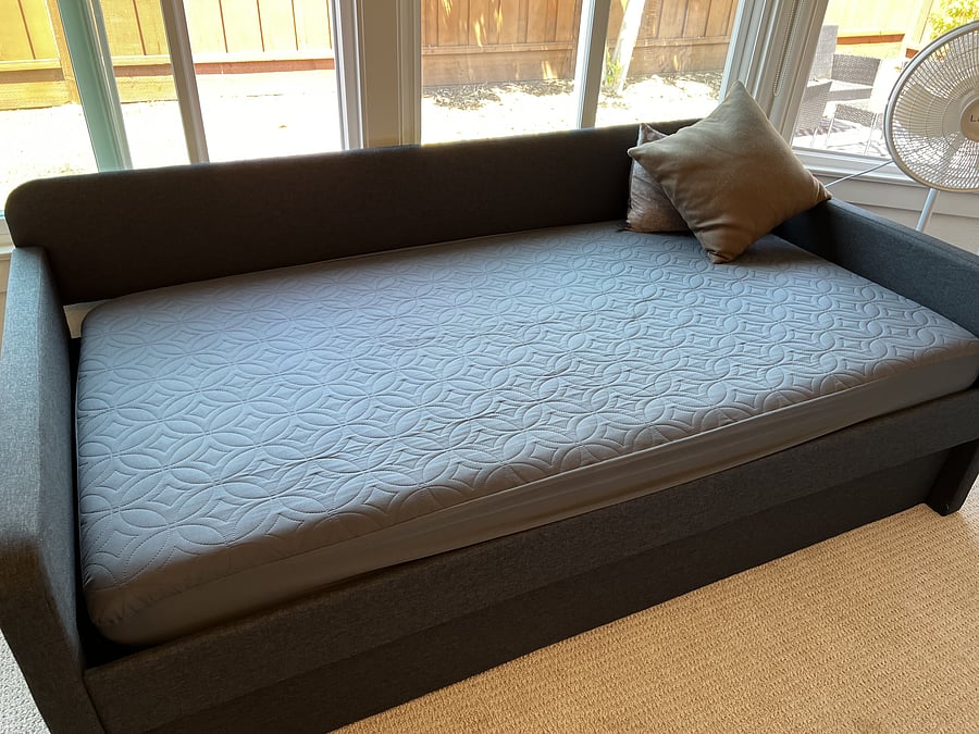 Sofa bed in Bedroom 1
