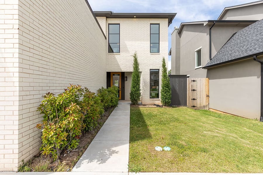 Furnished Finder property 1052926_1 photo 2