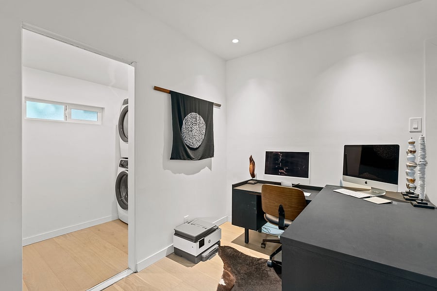 Furnished Finder property 1052931_1 photo 22