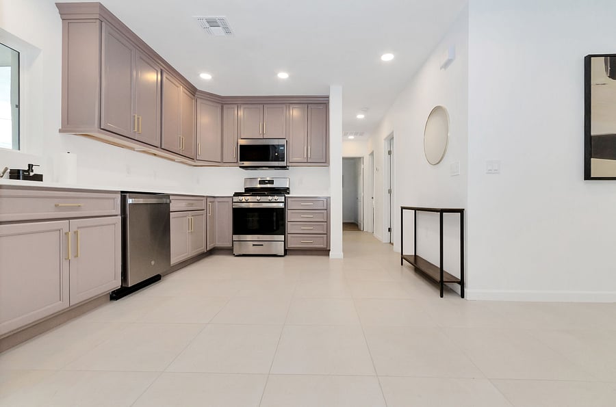 Furnished Finder property 1052932_1 photo 10