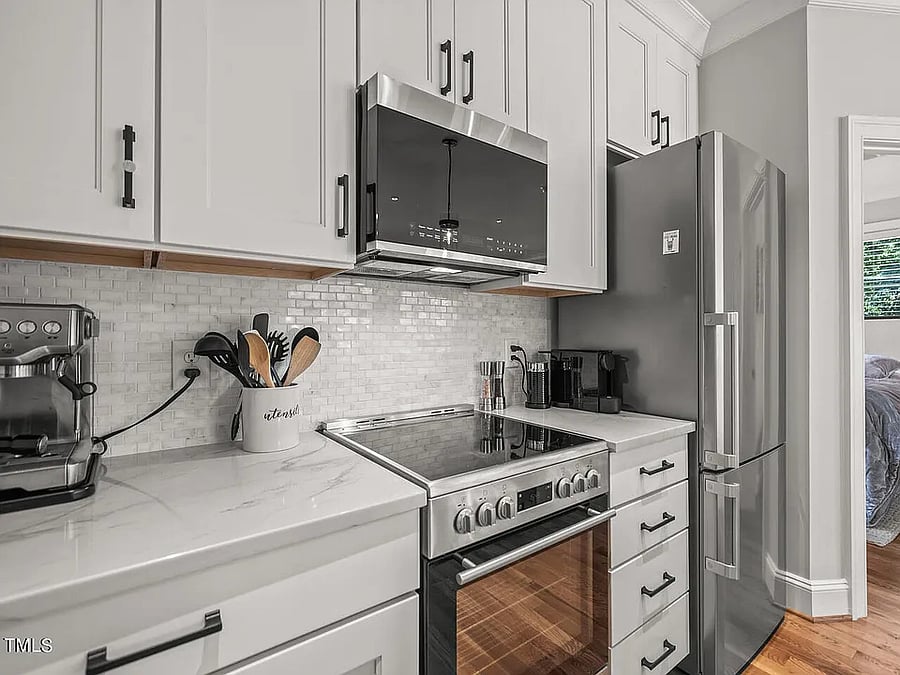 Furnished Finder property 1052935_1 photo 3