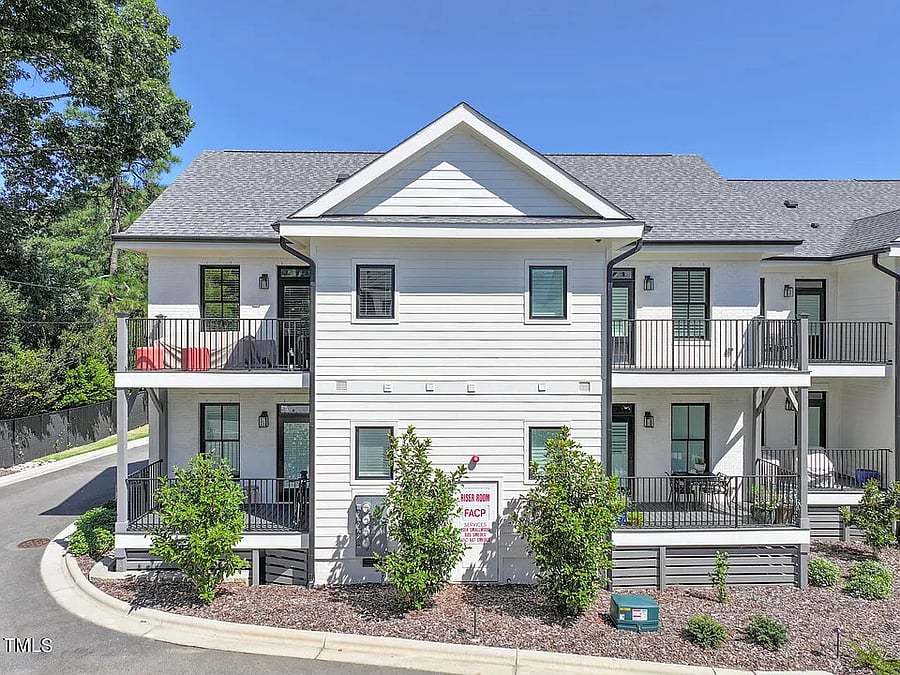 Furnished Finder property 1052935_1 photo 8