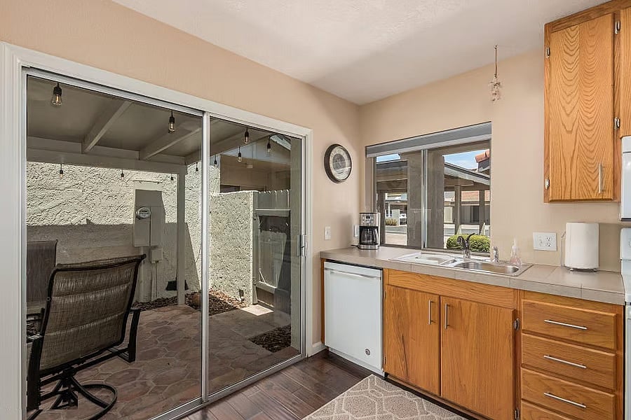 Furnished Finder property 1052939_1 photo 8