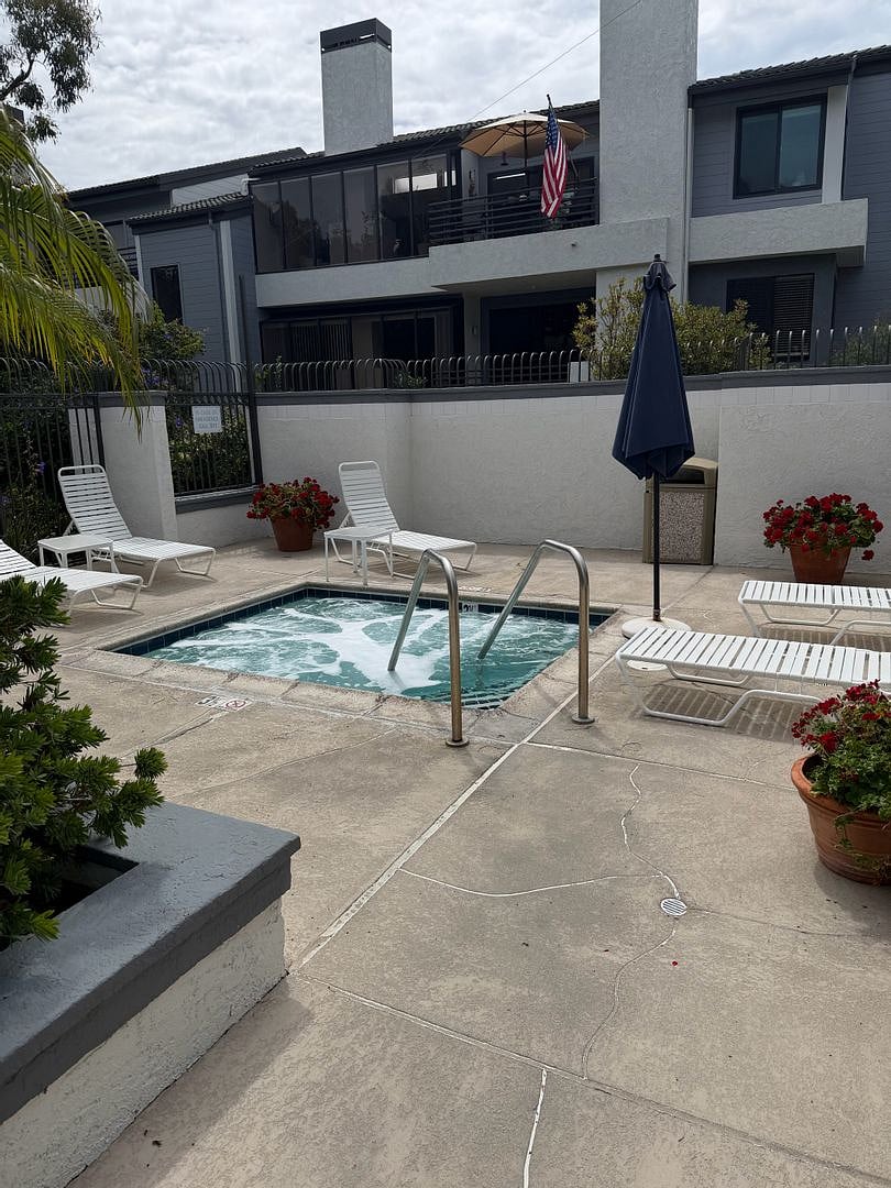 Furnished Finder property 1052969_1 photo 12