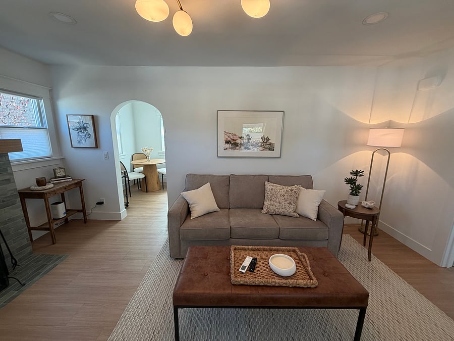 Furnished Finder property 1053002_1 photo 2