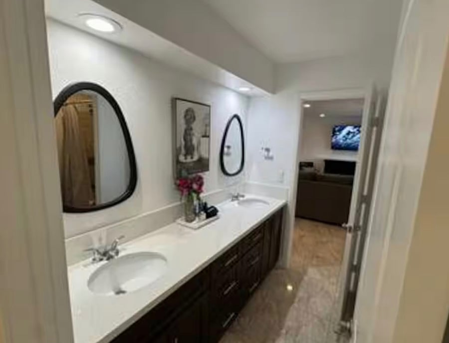 Furnished Finder property 1053004_1 photo 11