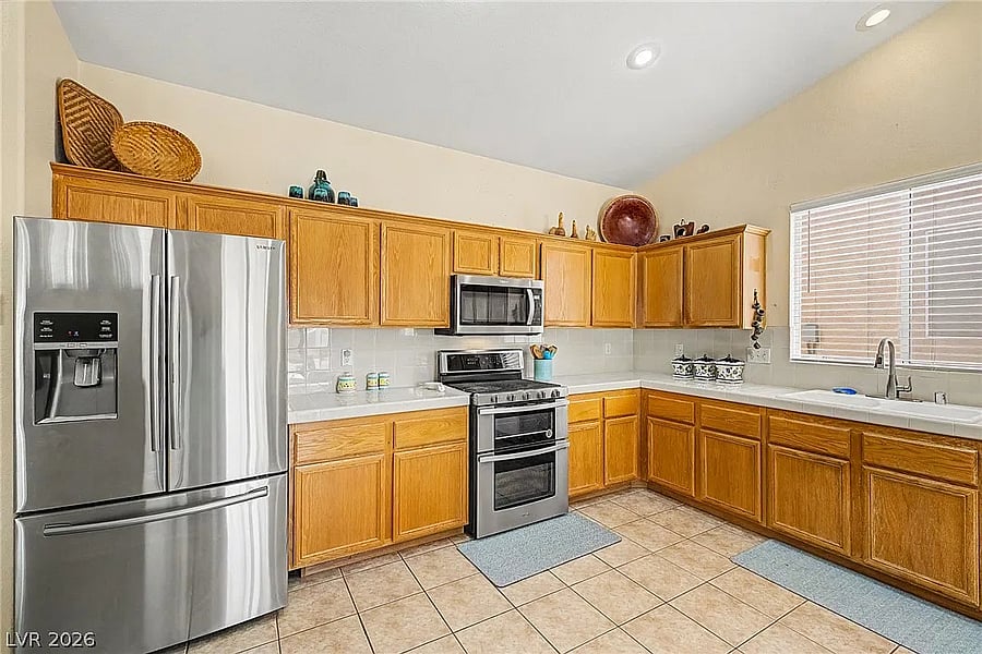Furnished Finder property 1053055_1 photo 5