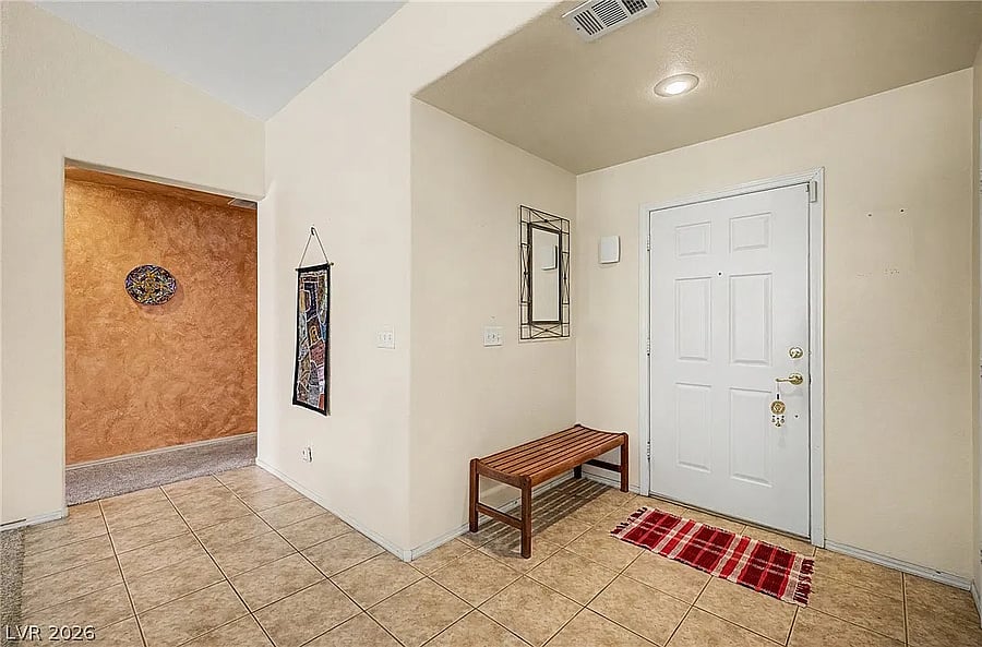 Furnished Finder property 1053055_1 photo 3