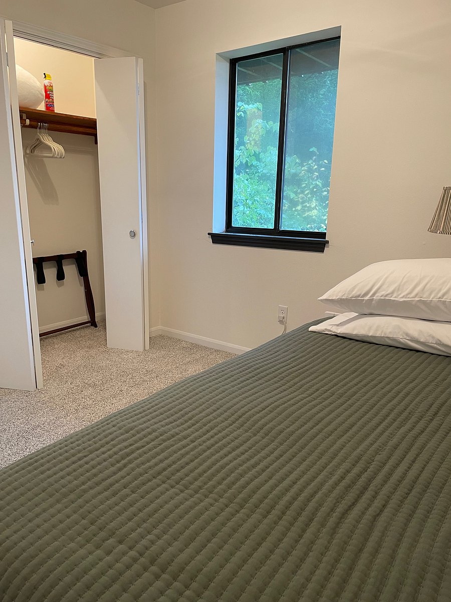 Furnished Finder property 1053059_1 photo 7