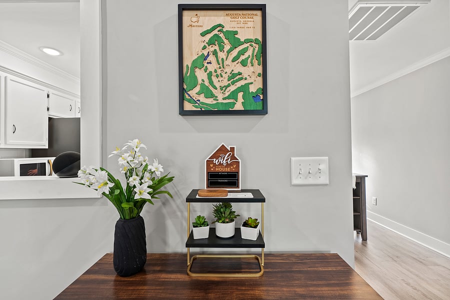 Furnished Finder property 1053068_1 photo 9
