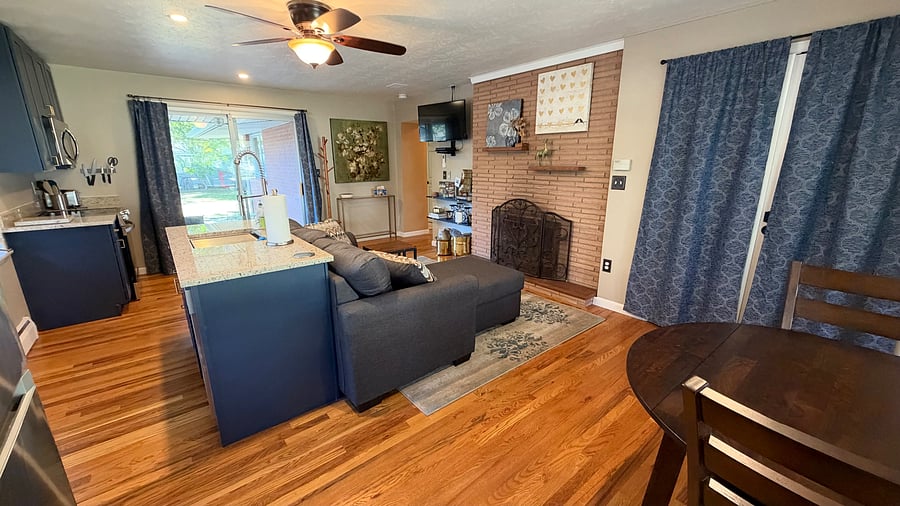 Furnished Finder property 1053115_1 photo 3