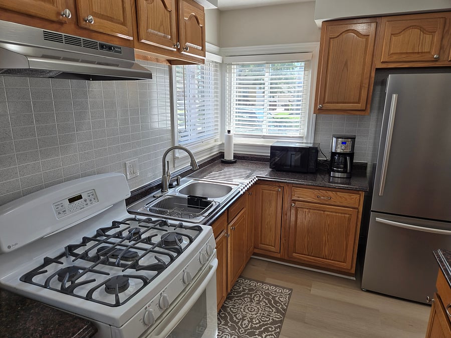 Furnished Finder property 1053120_1 photo 9